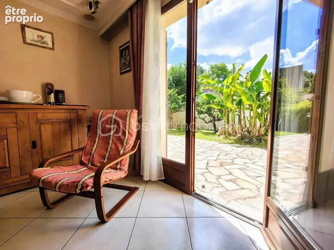 Belle maison 4 ch jardin clos, 2 terrasses au calme ! - photo 18