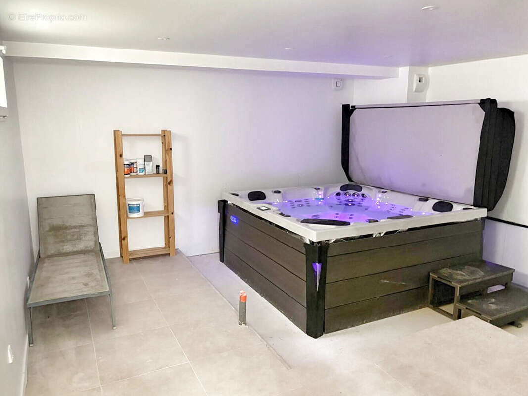 Maison de standing avec suite parentale et jacuzzi - CAUDAN - photo 10