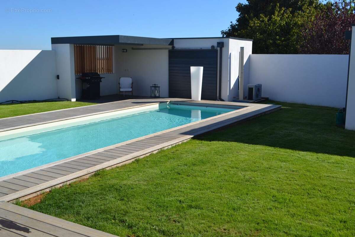 Maison à LA ROCHELLE