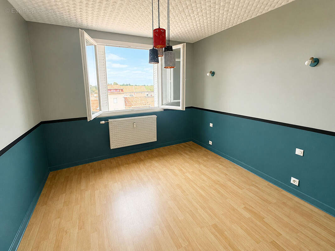 Appartement T4 rénové ? double balcon et vue dégagée - photo 5