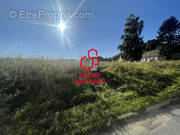 Terrain à MORET-SUR-LOING