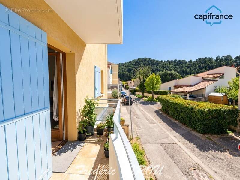 Appartement à MEYRARGUES