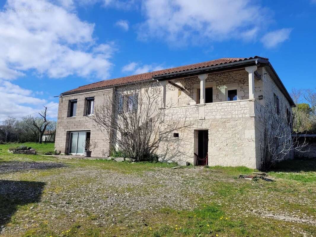 Maison à LABASTIDE-MARNHAC