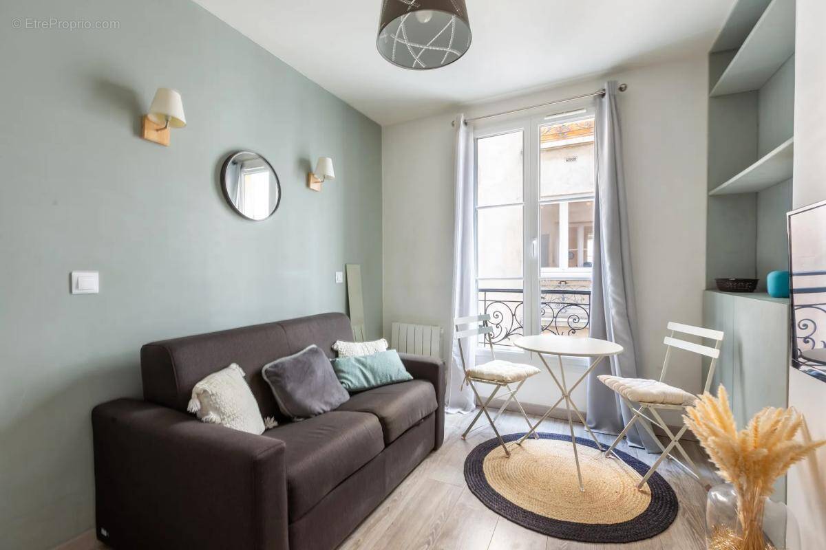 Appartement à PARIS-18E