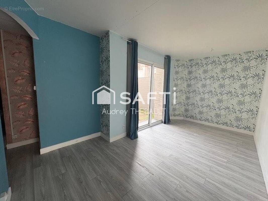 Photo 1 - Commerce à BERCK