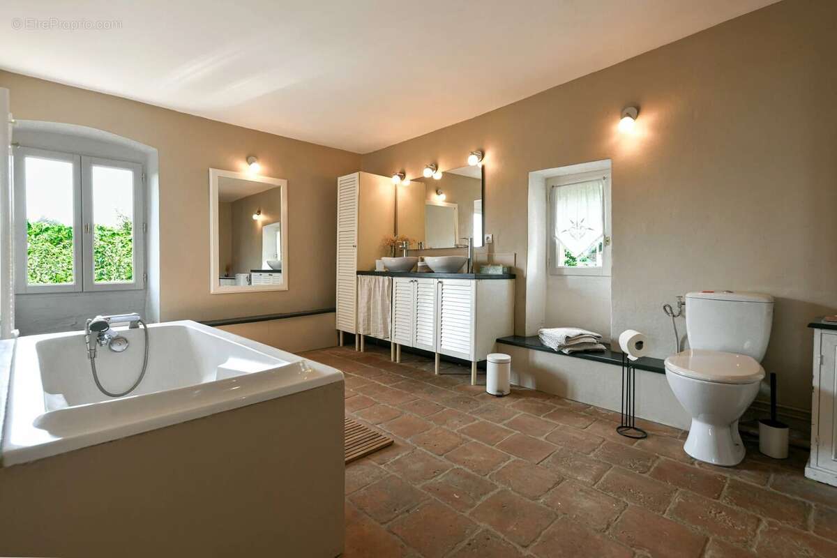Maison à UZES