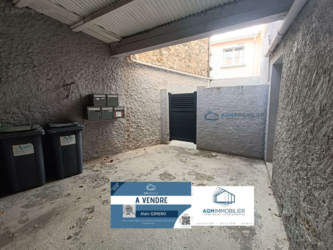 Photo 2 - Maison à SAINT-JEAN-LASSEILLE