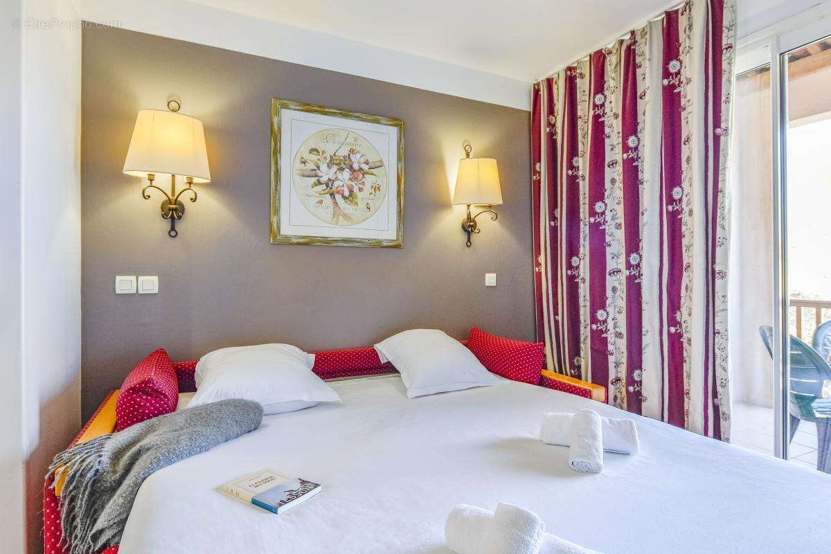 Appartement à GROSPIERRES