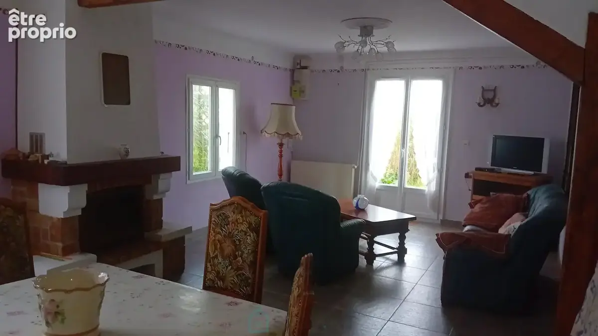 Maison à BOURCEFRANC-LE-CHAPUS