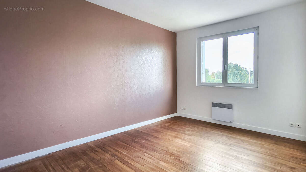 Trégunc - Secteur champêtre, maison 4 chambres et combles aménageables - photo 6