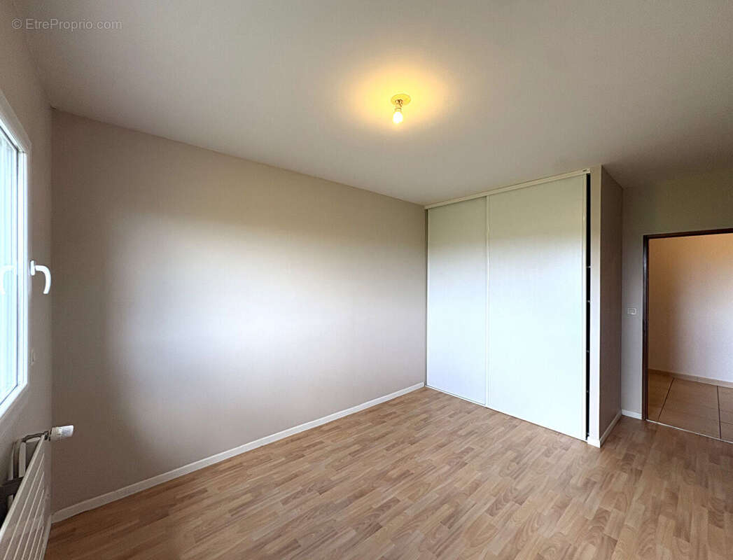 Maison 7 pièce(s) 176 m² - saint-laurent - photo 7