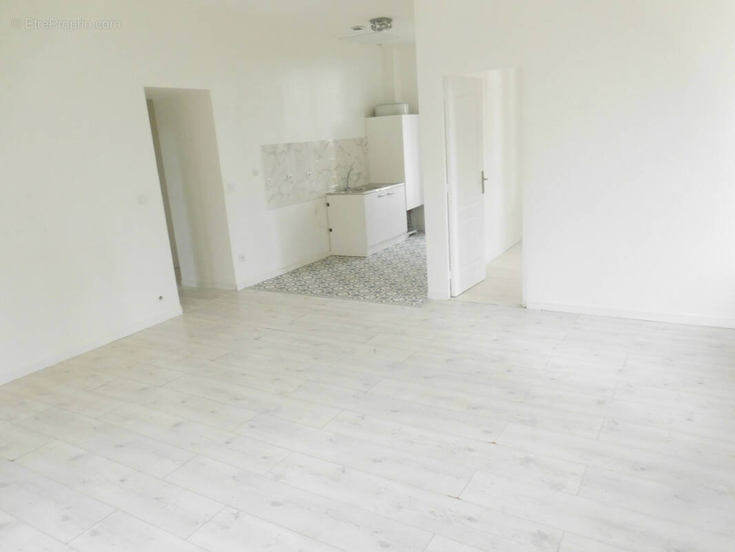 Appartement à MAZINGARBE