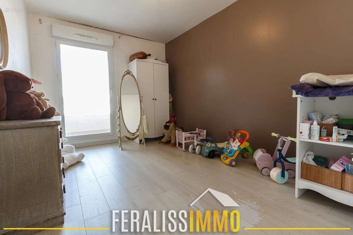 Appartement à PONTOISE