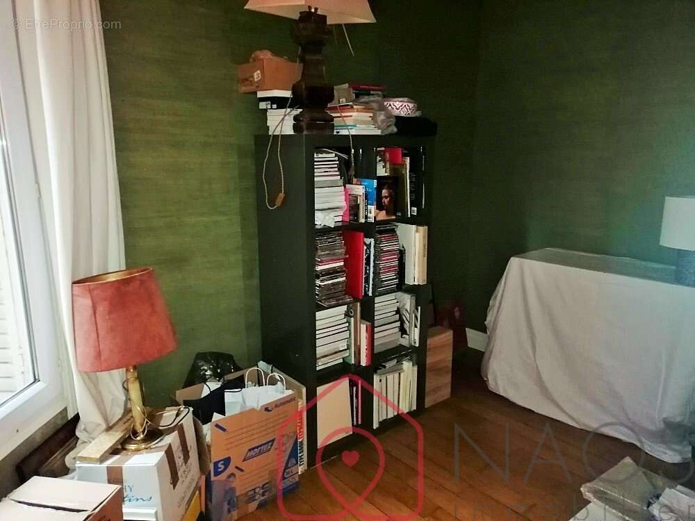 Appartement à PARIS-20E