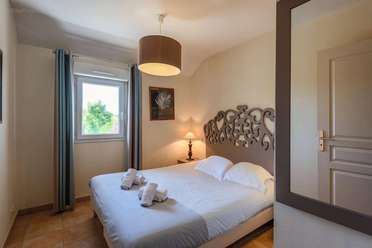 INVESTISSEMENT LOCATIF  ALVIGNAC - Résidence Belambra Clubs Les Portes De Dordogne**** - 6.07%  de rentabilité. - photo 4