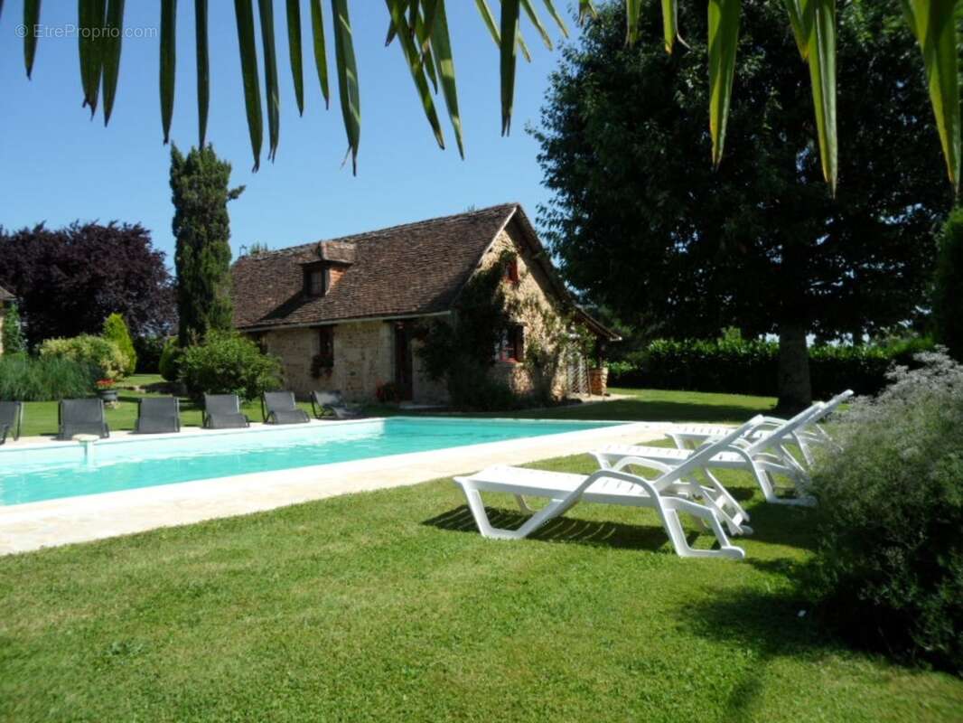 Propriete à vendre 15 pièces LA DOUZE (24) - photo 8