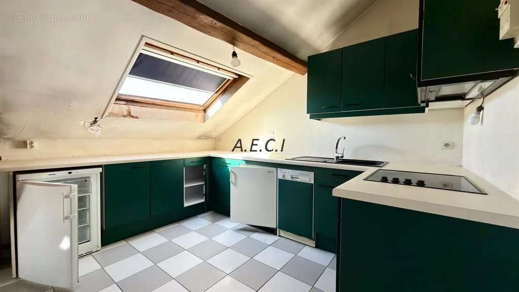 Appartement à LA GARENNE-COLOMBES