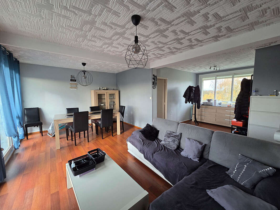 Appartement à HARLY