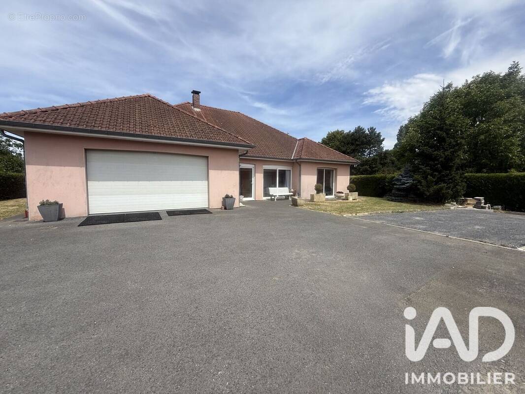 Photo 1 - Maison à HERSIN-COUPIGNY