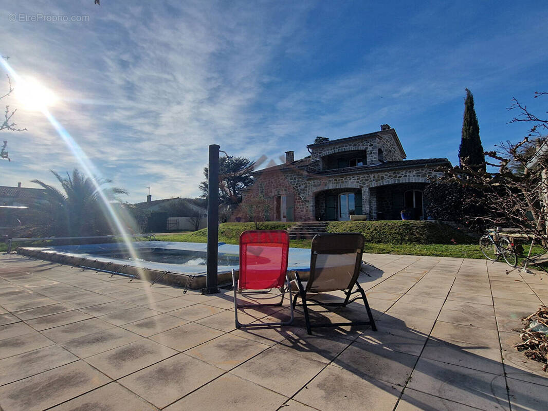 Maison à SAINT-AMBROIX