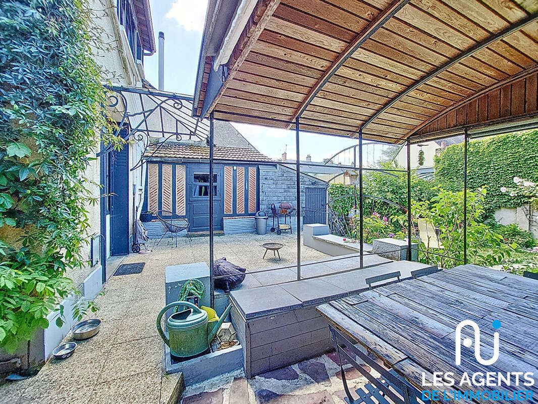 Maison à MEUNG-SUR-LOIRE