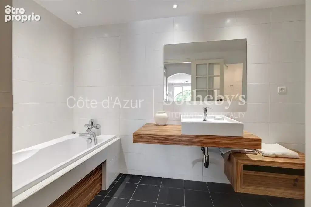 Golfe Juan, villa provençale contemporaine avec piscine et vue mer panoramique - photo 10