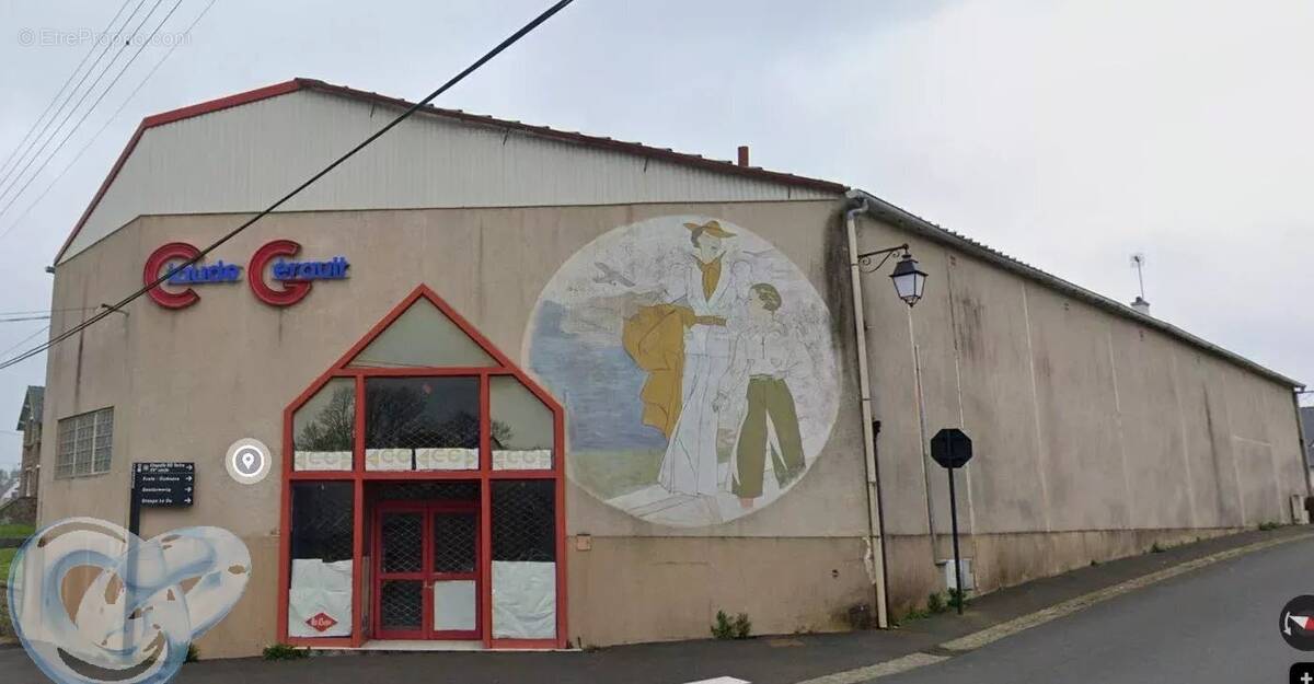 Commerce à CHATELAUDREN