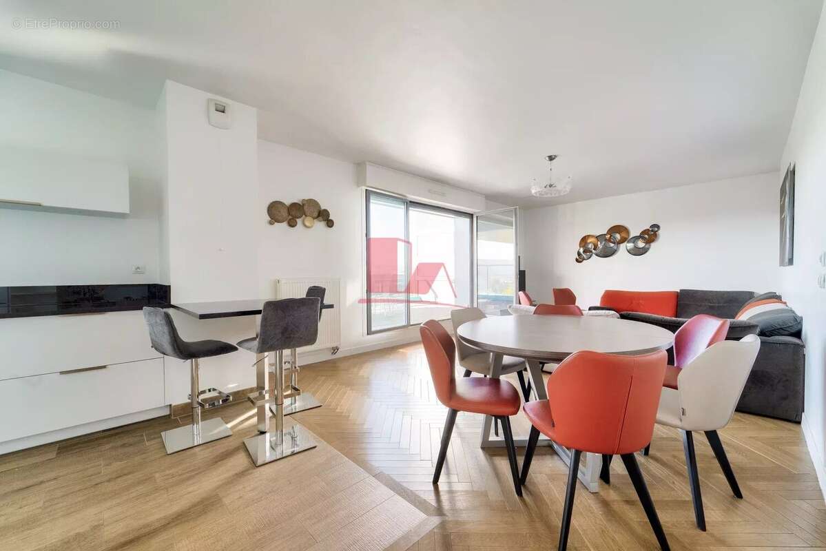 Appartement à ISSY-LES-MOULINEAUX