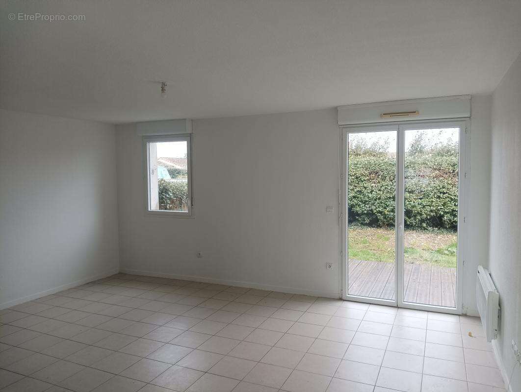 Maison à MONTECH