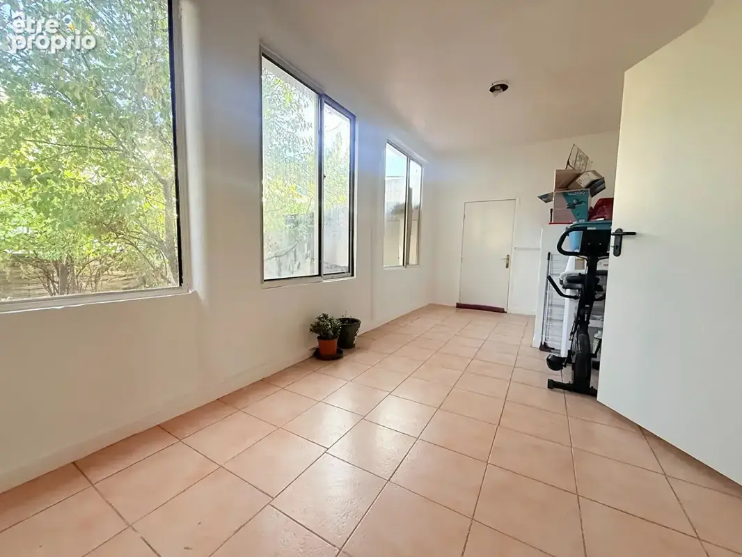 Maison Aubervilliers 9 pièce(s) 150 m2 - photo 4