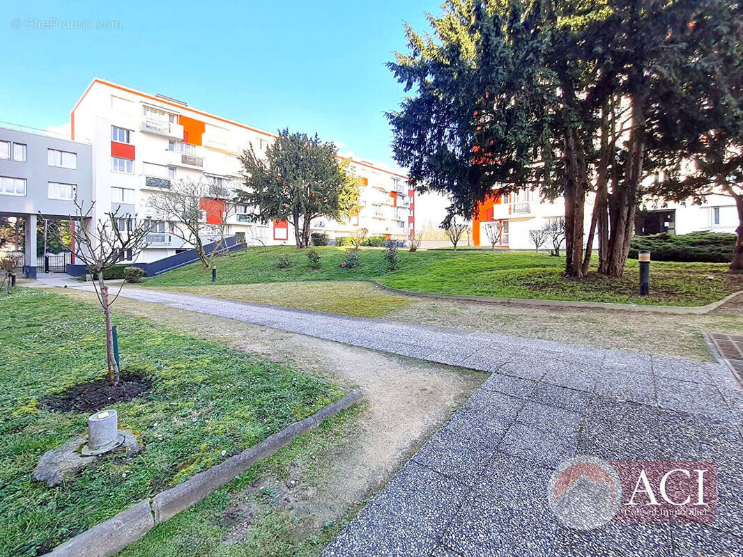 Appartement à MONTMAGNY