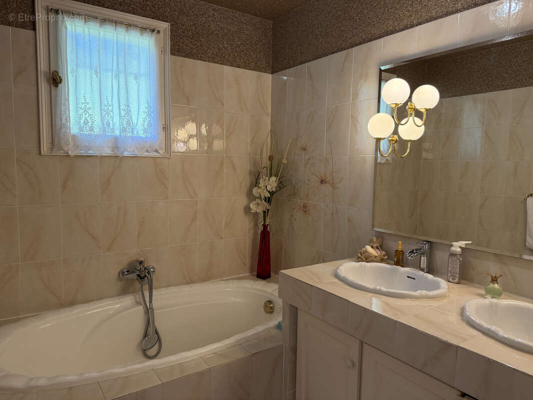 Maison à SAINT-RAPHAEL