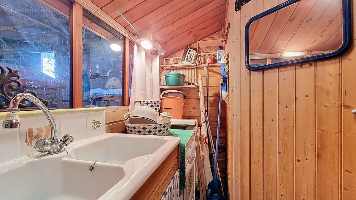 Autre à SAINT-FLORET