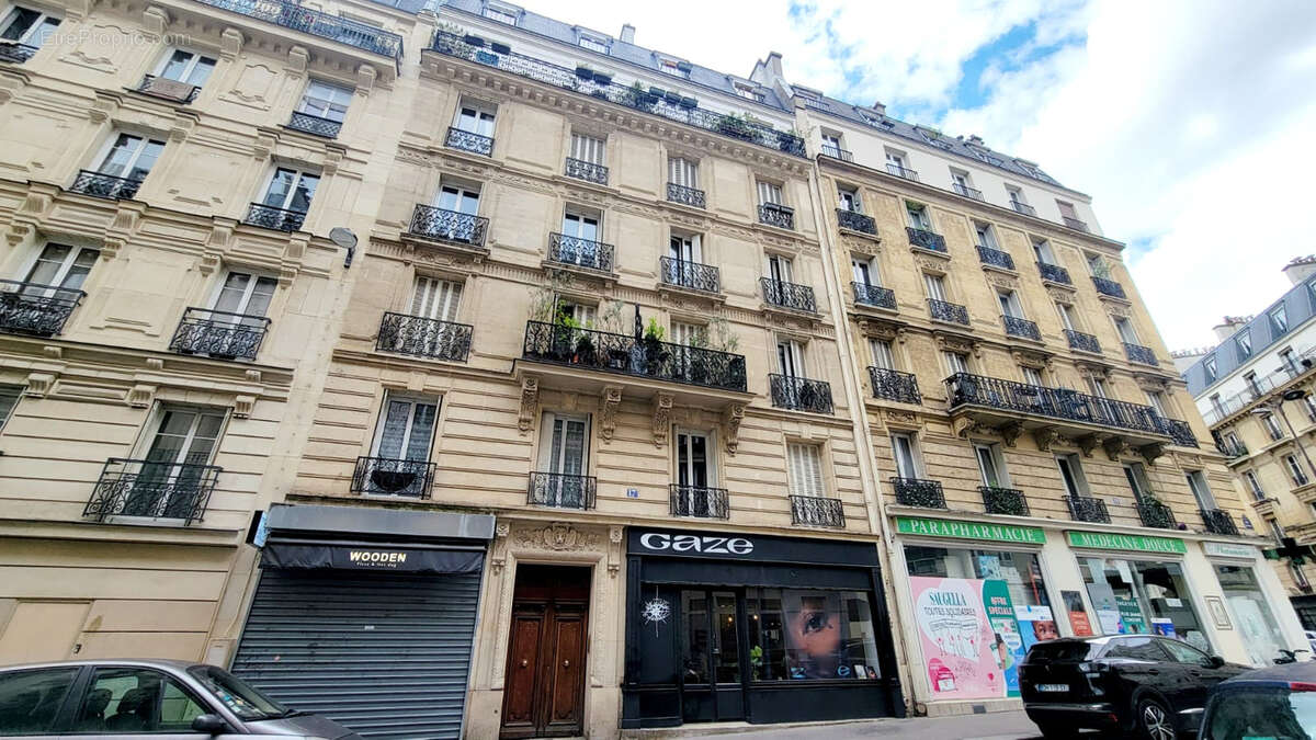 Appartement à PARIS-11E