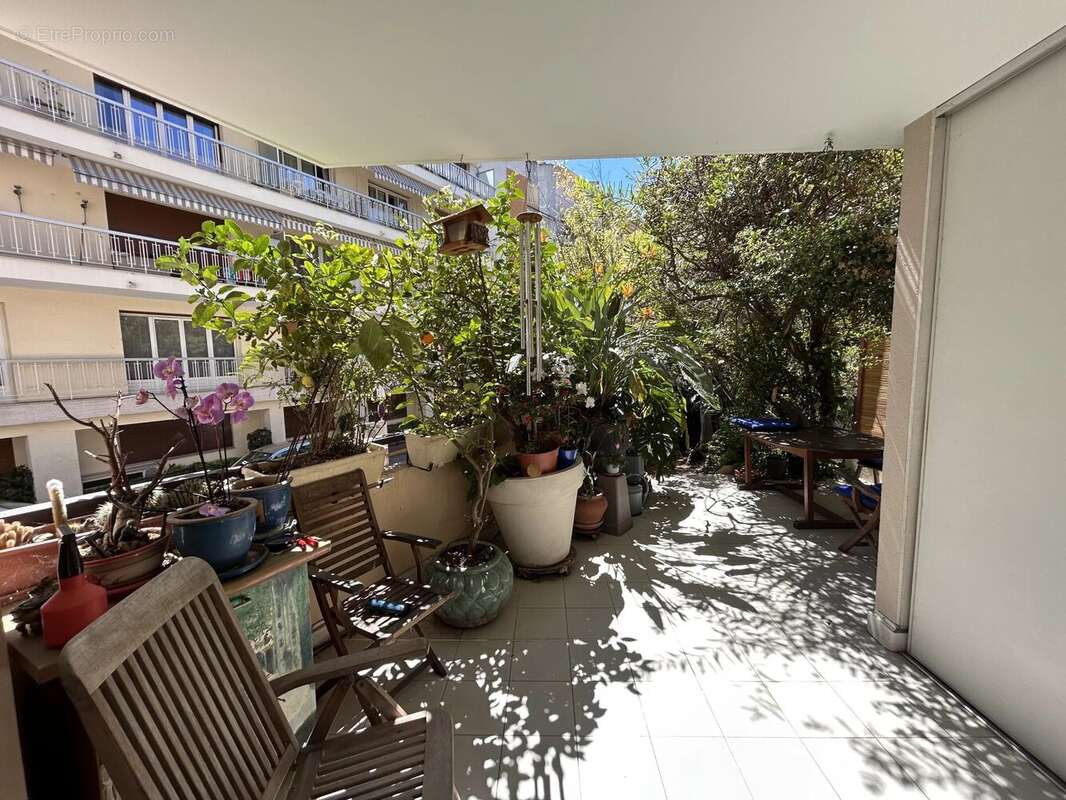 Appartement à CANNES