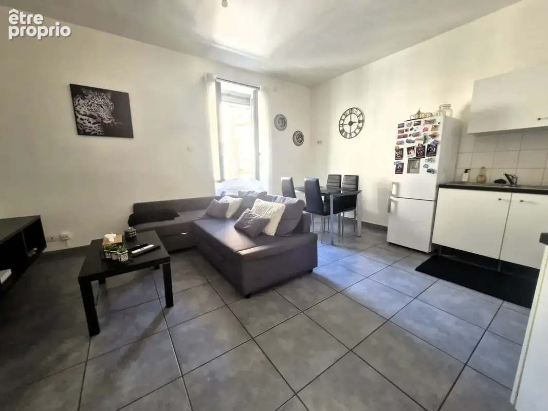 SAINT-ÉTIENNE – T3 58 m² avec stationnement privatif - photo 4
