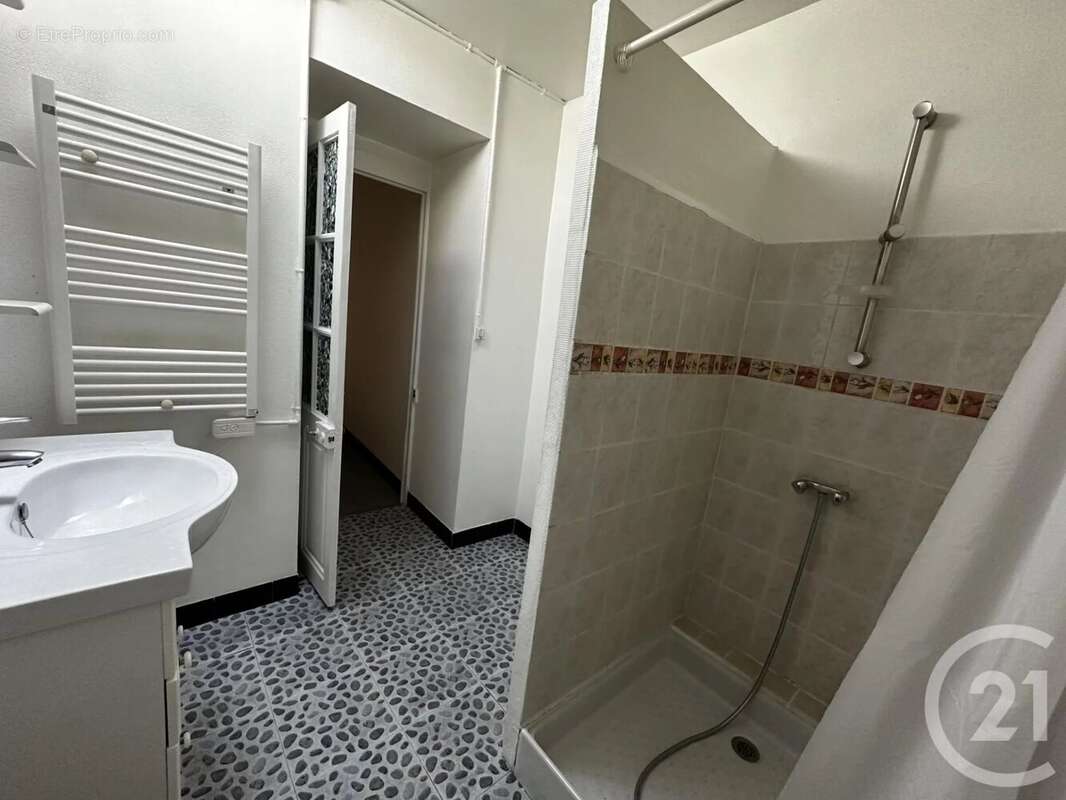 Maison à PAIZAY-NAUDOUIN-EMBOURIE