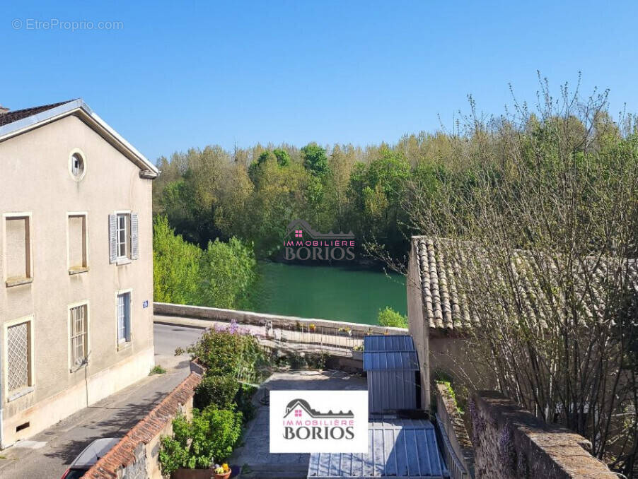 Maison à VERDUN-SUR-LE-DOUBS