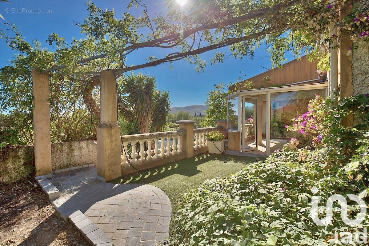 Photo 1 - Maison à LA CIOTAT