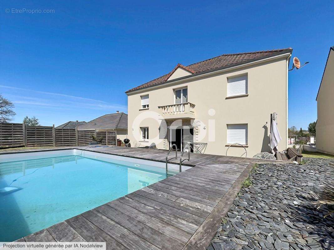 Maison à SAINT-PANTALEON-DE-LARCHE