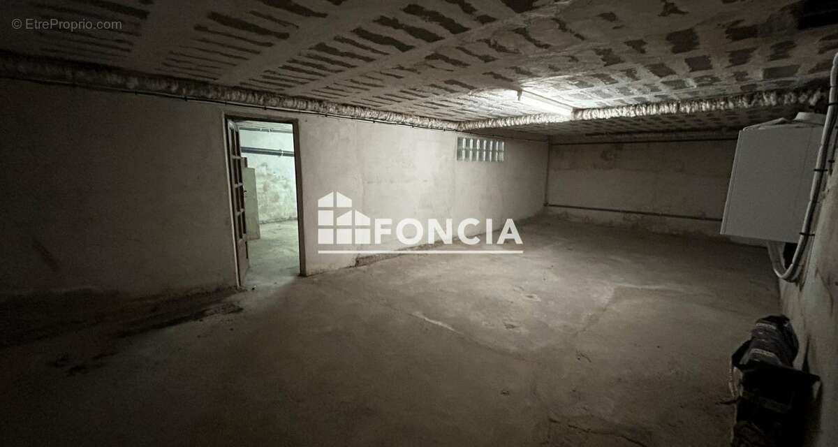 Maison à NEGREPELISSE