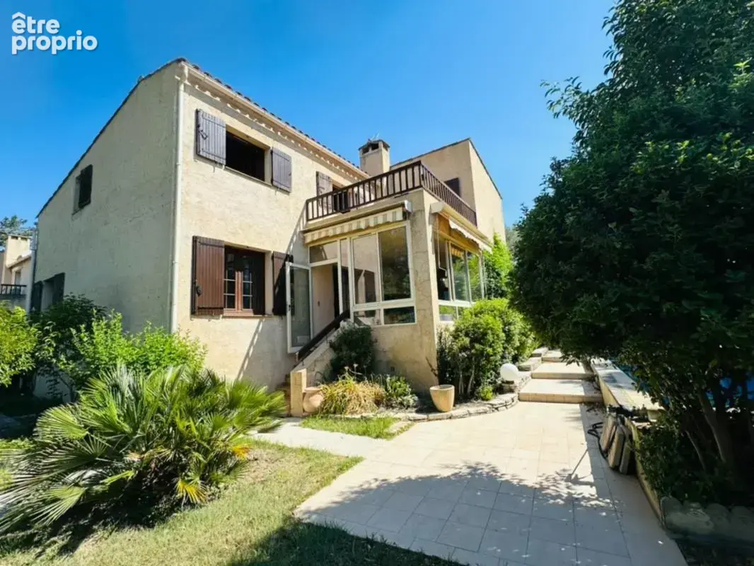 A vendre, Manosque, Maison Familiale avec piscine, 5 chambres - photo 3
