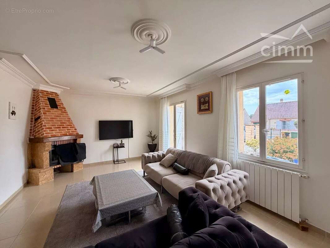 MER – Maison de plain-pied 112 m² – 3 chambres – Terrain 700 m² – Garage - photo 2