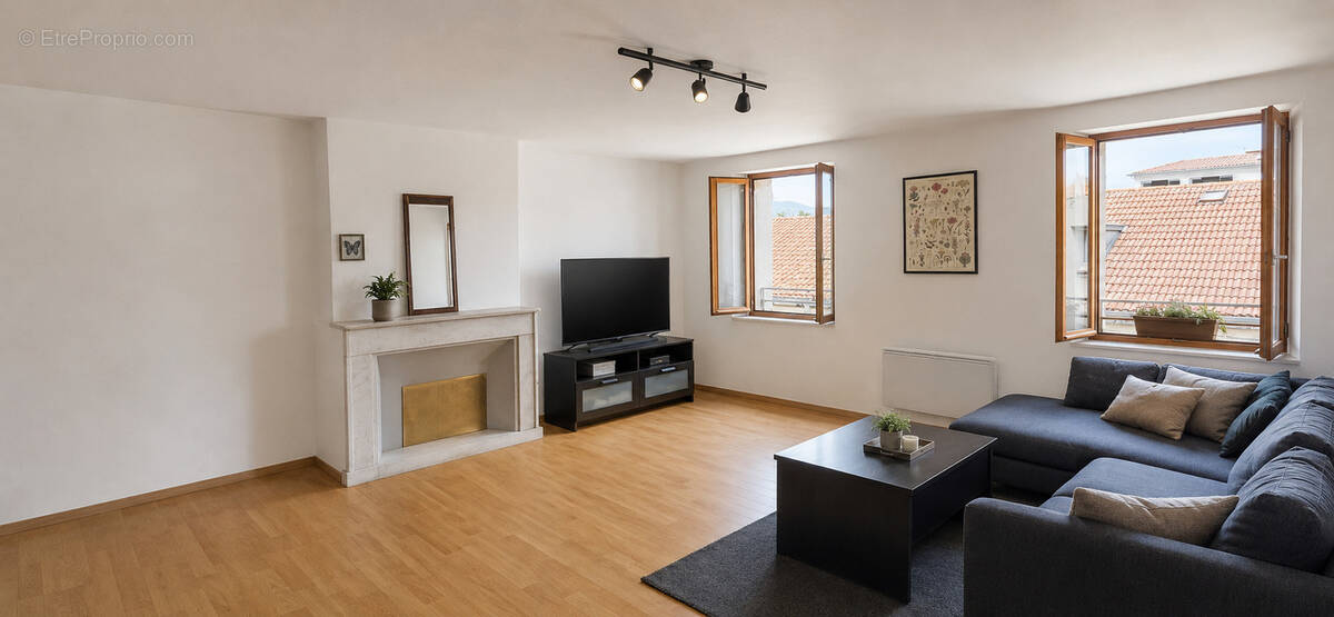 Appartement à HYERES