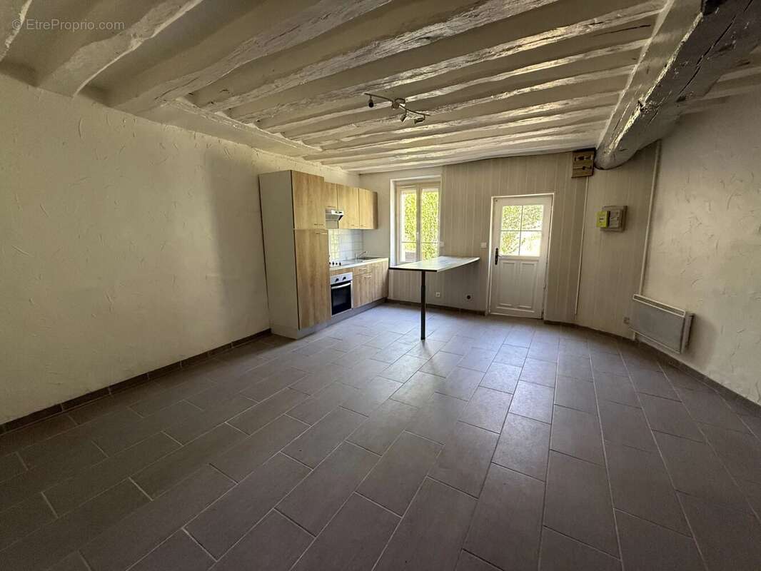 REF 2285 - Maison 2 chambres - Mary sur Marne - photo 2