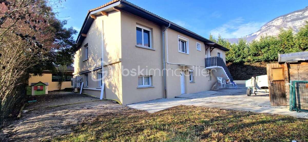 Maison à CROLLES