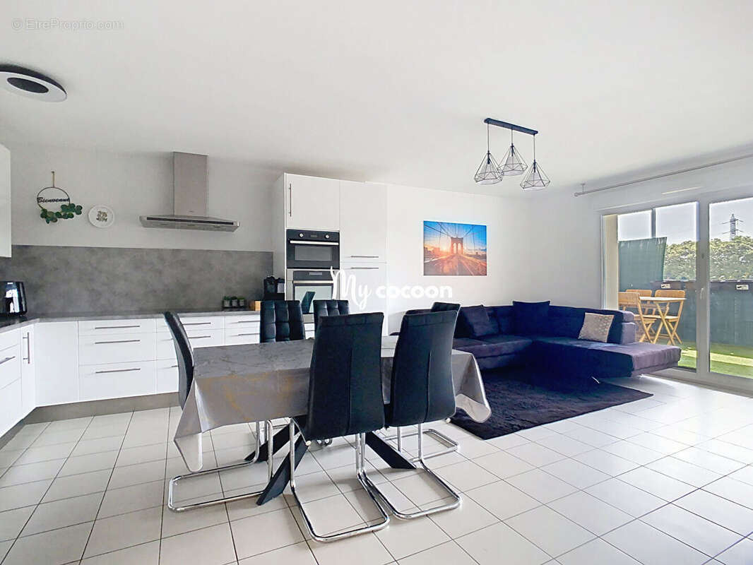 Appartement à VAULX-EN-VELIN