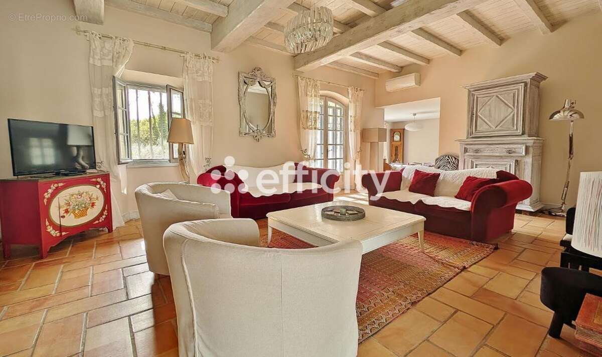 Maison à MAUSSANE-LES-ALPILLES