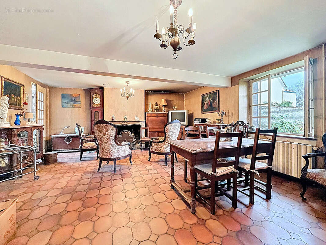 Maison à SAINT-GEORGES-SUR-EURE