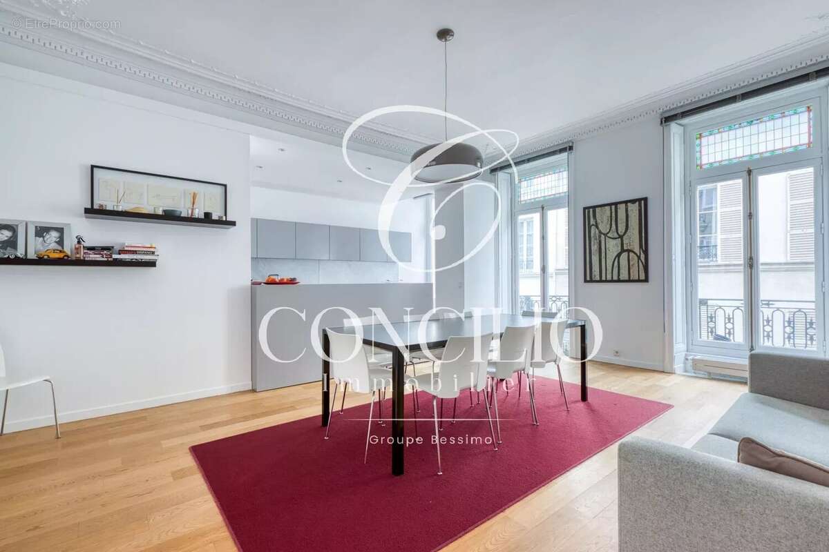 Appartement à PARIS-6E